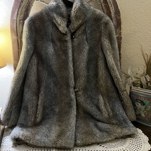 Jauques Saint Laurent Jackets & Blazers - Jacques Saint Laurent Faux Fur Vintage 3/4 Coat Size Medium Color Gray. …